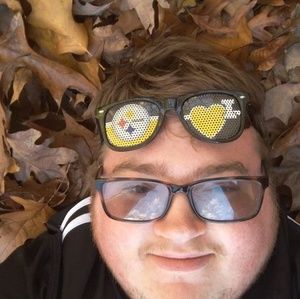 Meet your Posher, Amzi